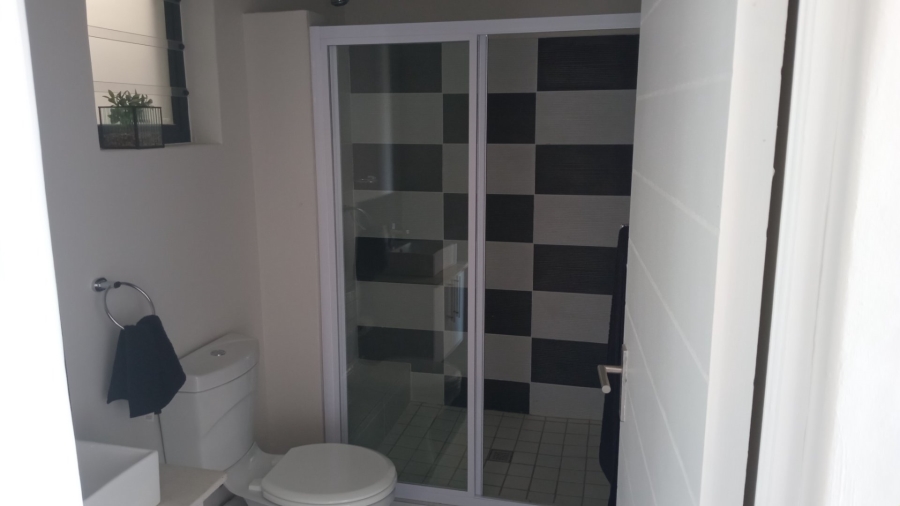 2 Bedroom Property for Sale in Table View Western Cape